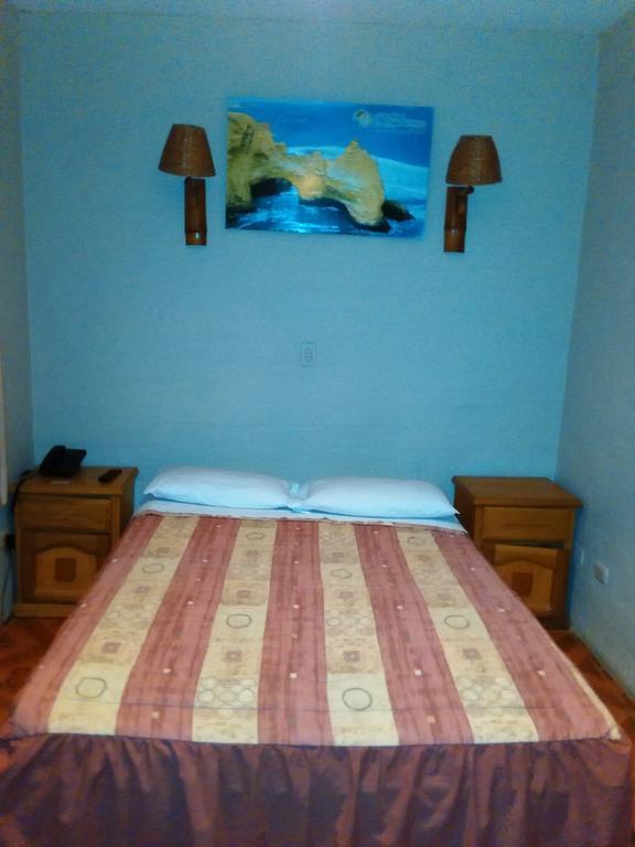 Refugio Del Pirata Hostel Paracas Ruang foto