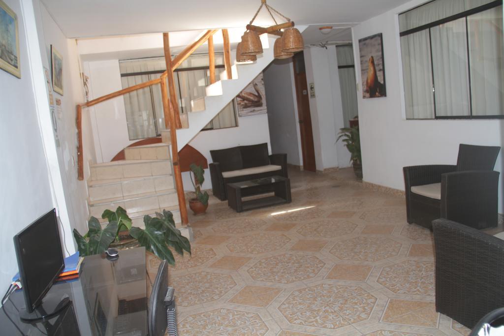Refugio Del Pirata Hostel Paracas Bagian luar foto